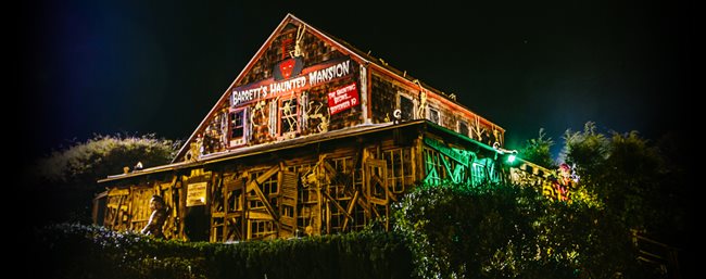 102-halloween-attractions-open-this-week-near-boston-bostoneventsinsider